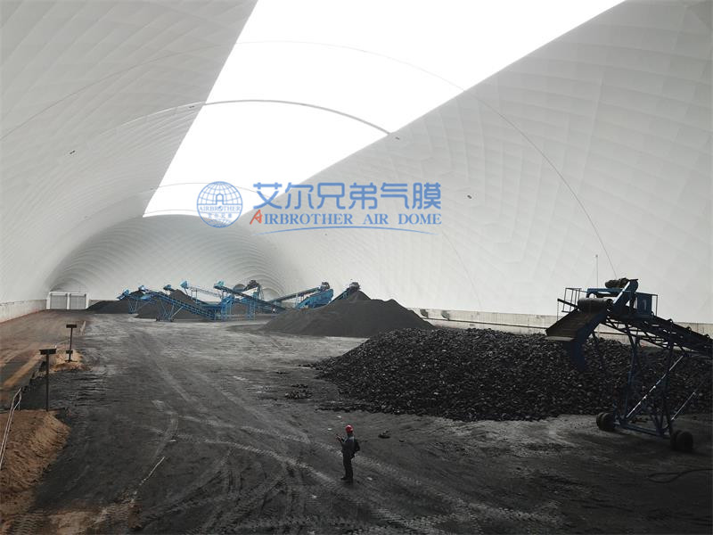 气膜建筑“制服”煤场扬尘，为绿色能源存储开辟新径