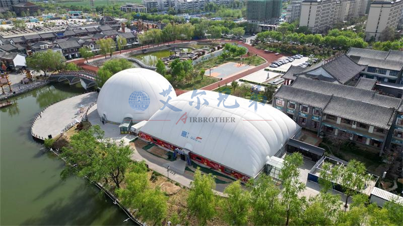 气膜游乐园